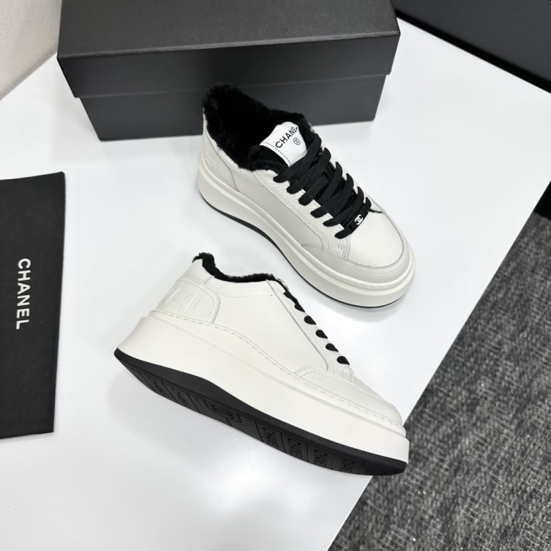 Ch**el sport shoes